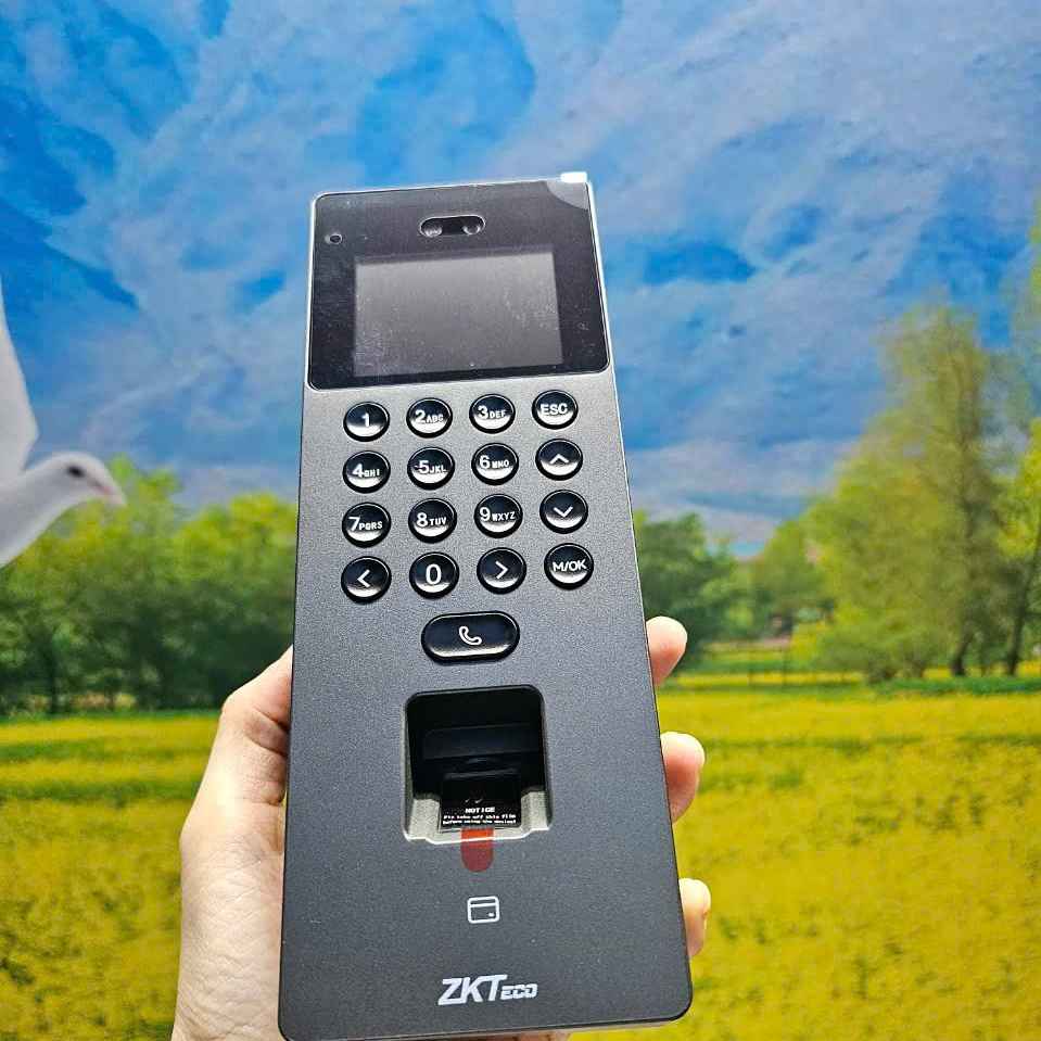 Máy chấm công khuôn mặt + vân tay kiểm soát cửa SF900Pro wifi